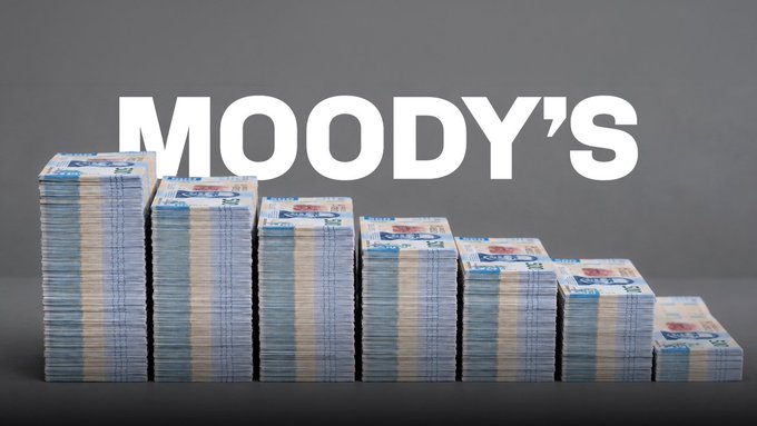 México enfrenta presión fiscal por bajo crecimiento y mayor deuda: Moody’s