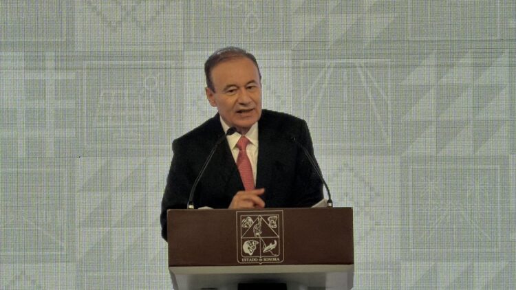 Durazo destaca política social, seguridad y obras en su quinto informe de gobierno