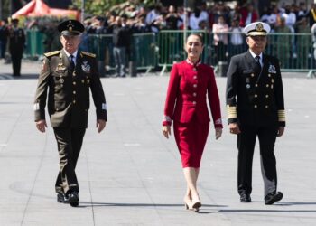 Sheinbaum defiende la soberanía de México durante el desfile militar del 16 de septiembre