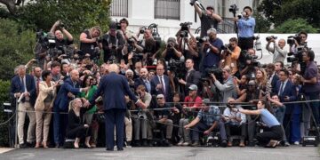 CNN y MS NOW regresan a la Casa Blanca tras orden judicial contra el veto de Trump