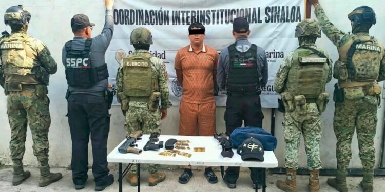 Operativos en Mazatlán dejan ocho detenidos y decomiso de armas, explosivos y fentanilo