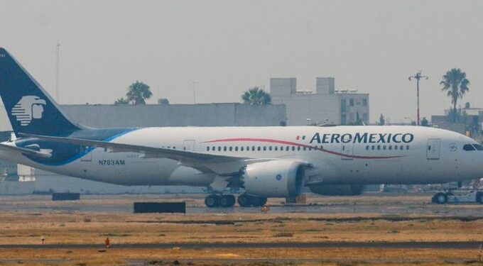 Aeroméxico y ASPA aplazan huelga de pilotos por hasta 45 días para continuar negociaciones