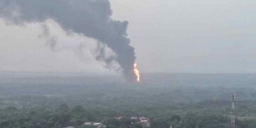 Explosión en planta de sal en Jáltipan deja tres muertos