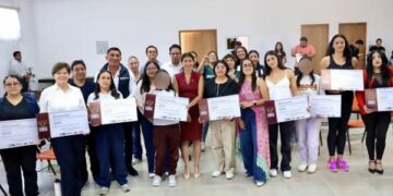 Gobierno del Estado fortalece apoyo a mujeres deportistas mediante “Obra Comunitaria”
