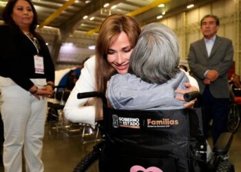 Cirugías gratuitas devuelven la vista y transorman la vida de las familias poblanas