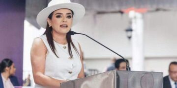 Grecia Quiroz habla con Harfuch por celulares de Carlos Manzo y pide atraer el caso