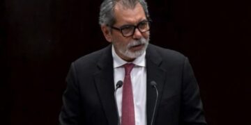 Hacienda defiende sostenibilidad de las finanzas públicas ante diputados