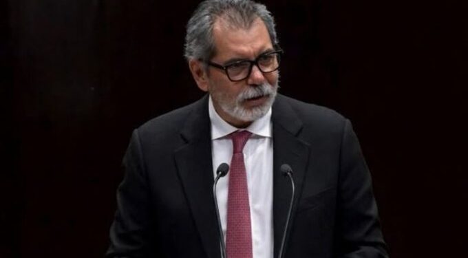 Hacienda defiende sostenibilidad de las finanzas públicas ante diputados