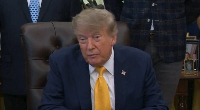 Trump asegura que México no tiene nada que EU necesite y cuestiona déficit comercial