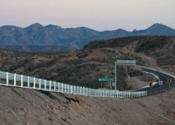 EU alerta por posible amenaza en Nogales y restringe actividades de su personal
