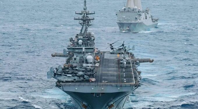 Tensión en Medio Oriente eleva riesgo de cancelaciones de vuelos y cierres del espacio aéreo