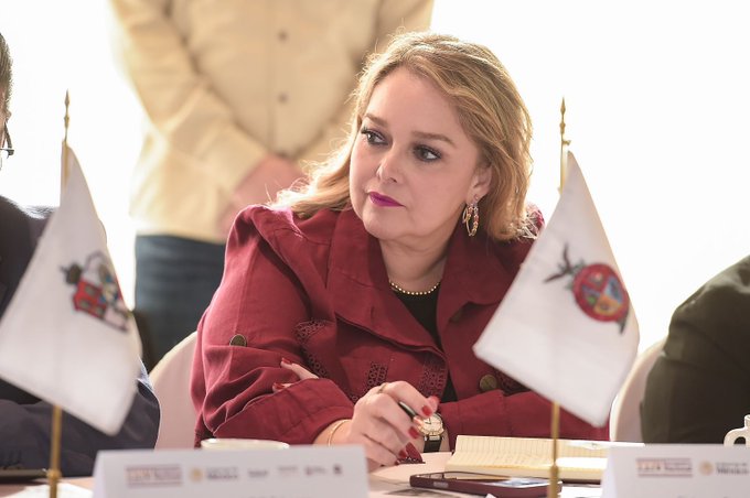 Catalina Esparza sustituye a Eneyda Rocha Ruiz al frente del DIF Sinaloa