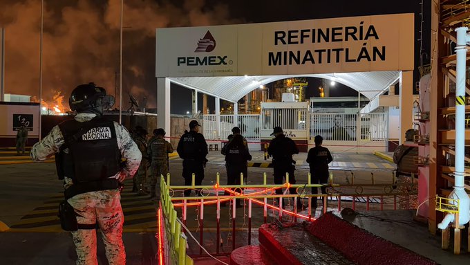 Disparan contra trabajadores en refinería de Pemex; uno muere y otro queda herido