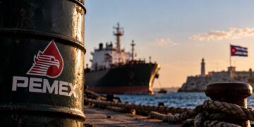 Pemex suspende envíos de crudo a Cuba ante presión de Estados Unidos