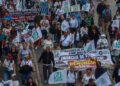 Trabajadores del IMSS protestan en 21 estados; exigen aumento salarial del 10% y salida de líder sindical