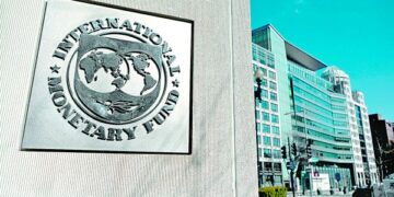 México crecerá 1.5% en 2026, pero FMI pide mayor esfuerzo para reducir la deuda