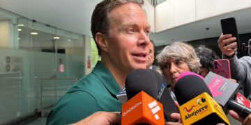 Manuel Velasco destapa a García Harfuch rumbo a 2030 y lo llama “el Pedro Infante de la política”