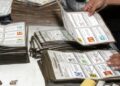 Magistrado propone al TEPJF cambiar criterio del INE sobre boletas sin dobleces