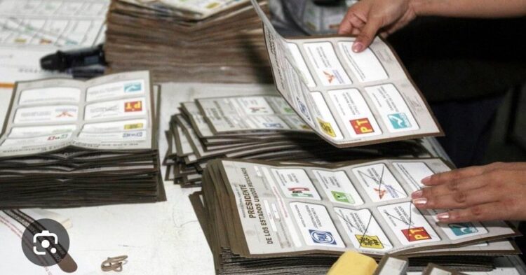 Magistrado propone al TEPJF cambiar criterio del INE sobre boletas sin dobleces