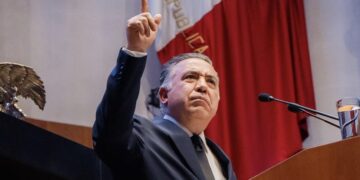 Enrique Inzunza presenta informe legislativo en medio de acusaciones y su salida de Morena