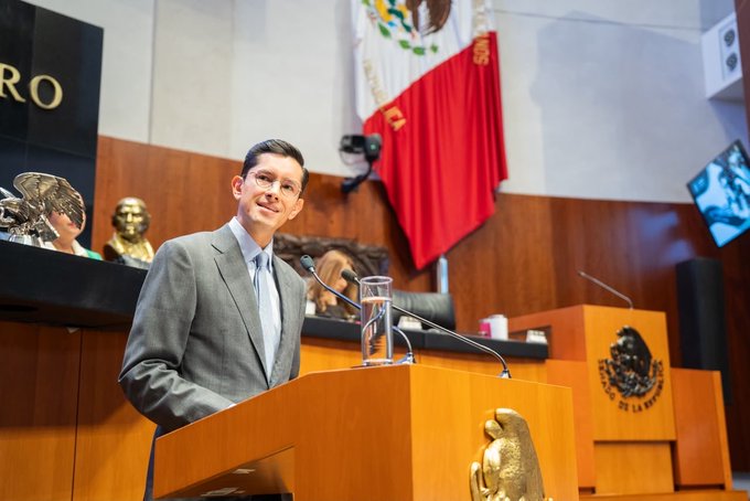 Roberto Velasco defiende la soberanía de México y reporta inversiones por más de mil 500 millones de dólares