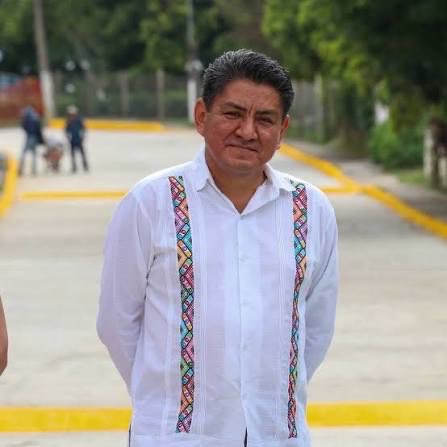Detienen a Irineo Molina, exalcalde de Tuxtepec, por presunto desvío de 23 millones de pesos