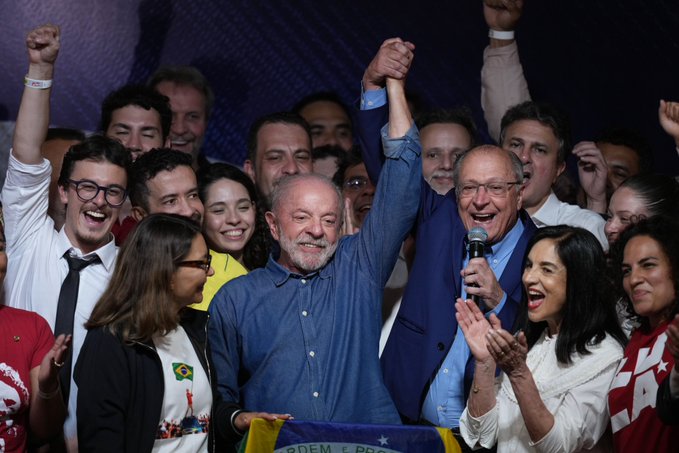 Lula gana las elecciones en Brasil; Flávio Bolsonaro impugna el resultado