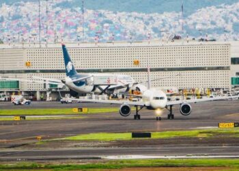 México prepara nueva estrategia aeronáutica y aumenta presupuesto de la AFAC