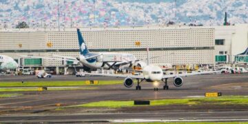 México prepara nueva estrategia aeronáutica y aumenta presupuesto de la AFAC