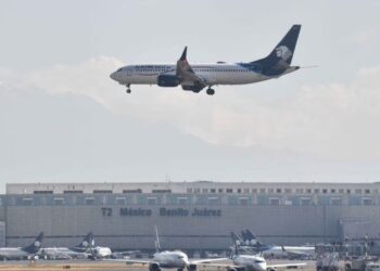 Estados Unidos levanta restricciones a aerolíneas mexicanas y permite ampliar vuelos desde el AICM y AIFA