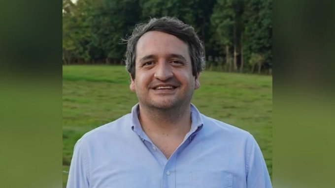 Andy López Beltrán se registra en Morena para buscar una diputación federal en Tabasco