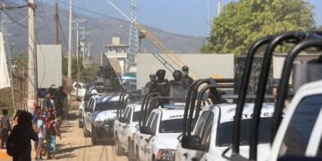 Fuerzas federales intervienen tras balacera en penal de Mazatlán; hay 16 heridos