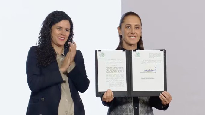 Sheinbaum firma decreto que limita la doble nacionalidad para aspirantes a cargos ejecutivos